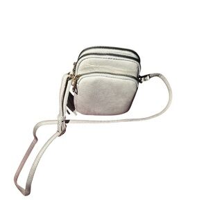 Crossbody - Convenient everyday cross body bag